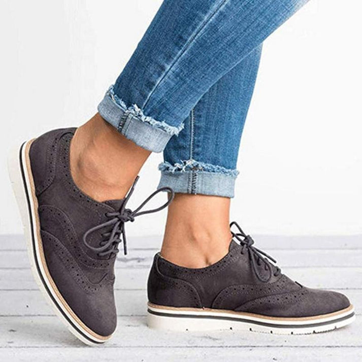 Women’s Lace Up Oxford Shoes with Brogue Detail