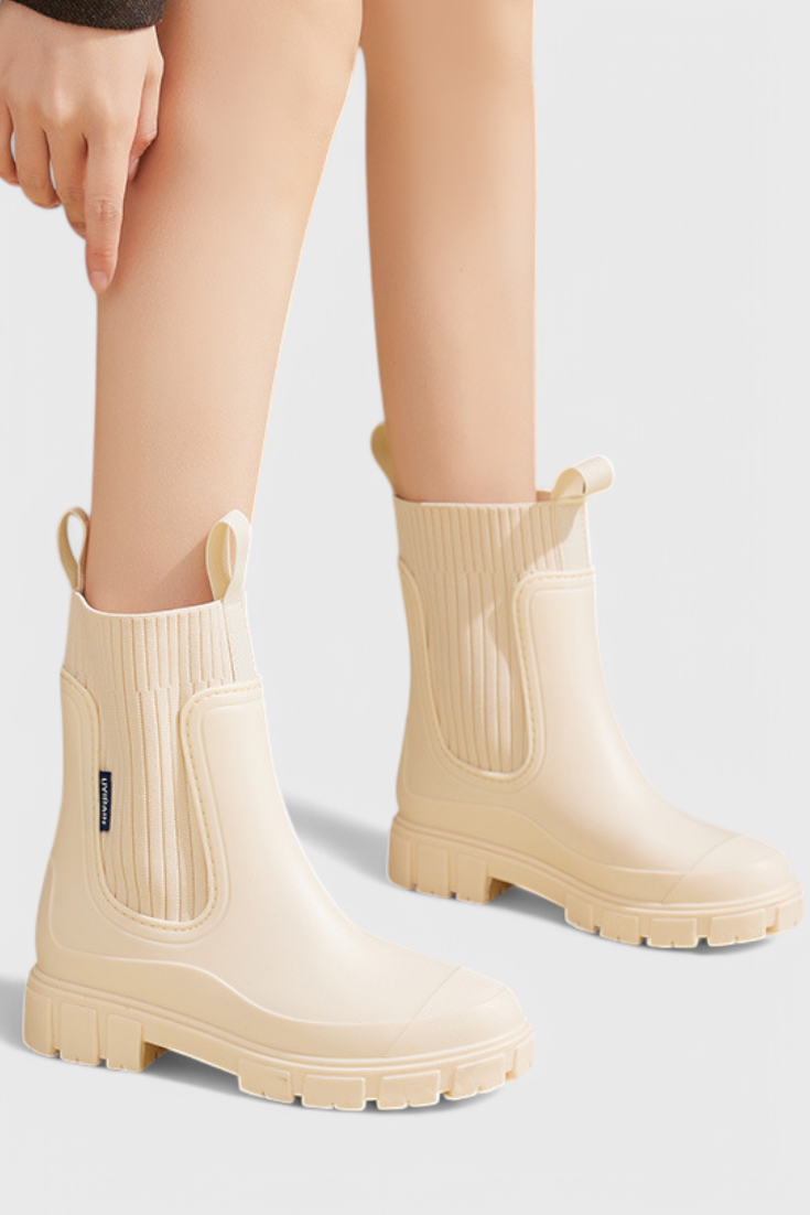 Women's Chelsea Boots Waterproof Design Sturdy Sole Casual Footwear