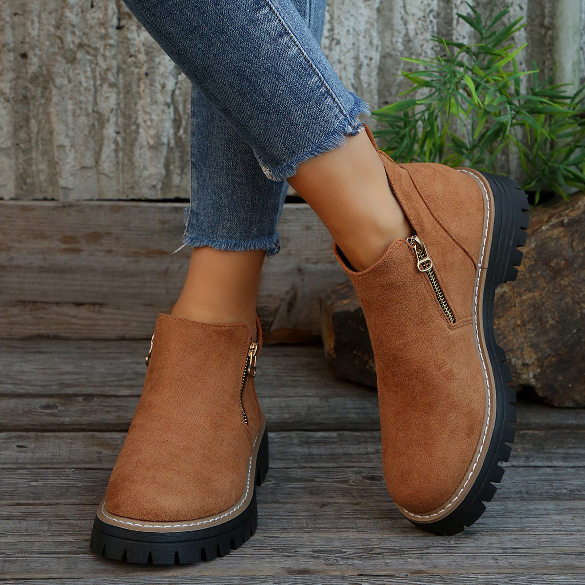 Women's Chelsea Boots Side-Zip Suede Ankle Boots Chunky Heel