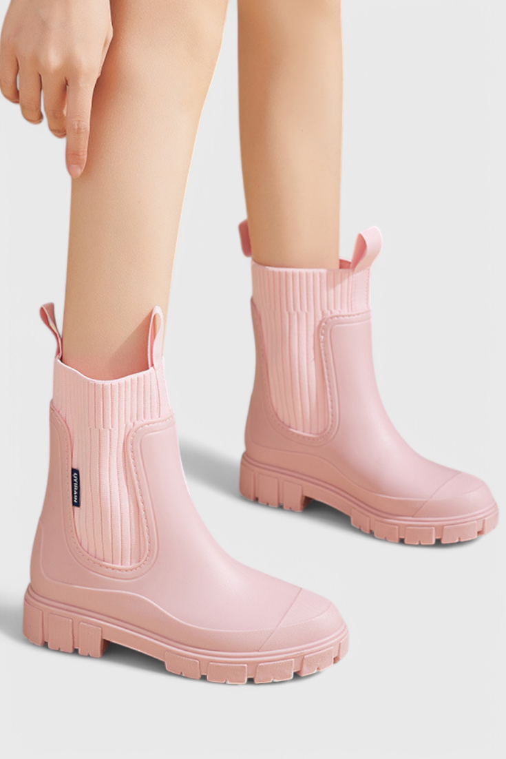Women's Chelsea Boots Waterproof Design Sturdy Sole Casual Footwear